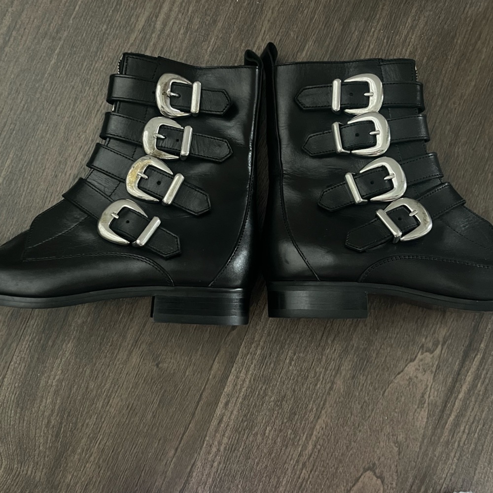 Diesel Black Gold leather boots sz 7. New without tag